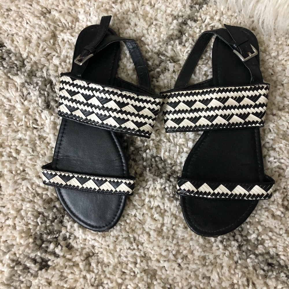 Forever 21 Black and White Aztec Sandals